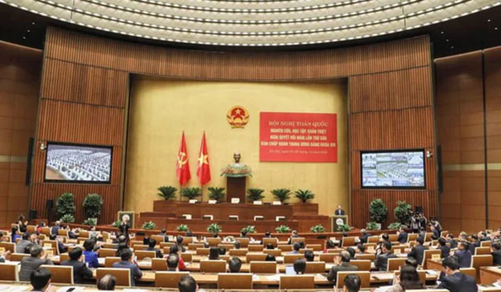 Tạo chuyển biến tích cực trong xây dựng và hoàn thiện nhà nước pháp quyền trong giai đoạn mới