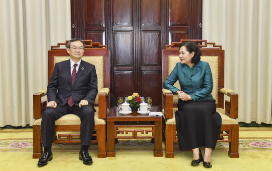Thống đốc Nguyễn Thị Hồng tiếp và làm việc với Tổng Giám đốc Ngân hàng MUFG