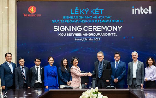 Vingroup và Intel ký Biên bản ghi nhớ hợp tác chiến lược về công nghệ