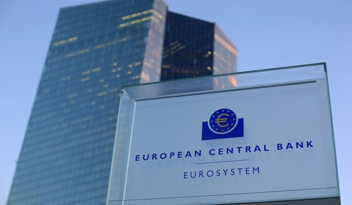 ECB đã tăng cả ba loại lãi suất cơ bản thêm 0,5%