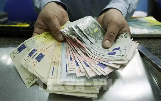 Italy bỏ quy định mới về thanh toán bằng thẻ ngân hàng