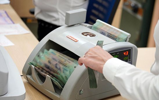 Nâng tỷ lệ sở hữu của nhà đầu tư nước ngoài tại các tổ chức tín dụng yếu kém
