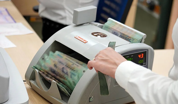 Nâng tỷ lệ sở hữu của nhà đầu tư nước ngoài tại các tổ chức tín dụng yếu kém