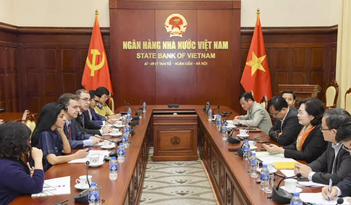 Thống đốc Nguyễn Thị Hồng tiếp xã giao Đoàn Điều IV IMF