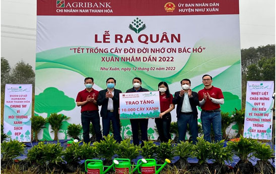 Agribank Nam Thanh Hóa tổ chức lễ ra quân “Tết trồng cây đời đời nhớ ơn Bác Hồ” Xuân Nhâm Dần 2022