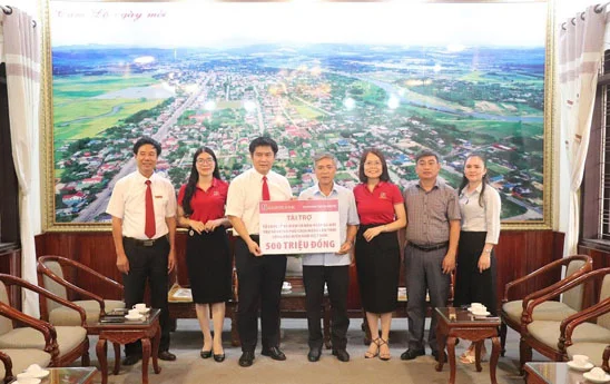 Agribank đồng hành cùng lễ kỷ niệm 50 năm ngày ra mắt Trụ sở Chính phủ Cách mạng lâm thời Cộng hòa miền Nam Việt Nam