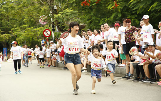 Hành trình 5 năm SeARun không chỉ tăng cường sức khỏe mà còn hỗ trợ các mầm non tương lai viết tiếp giấc mơ học tập