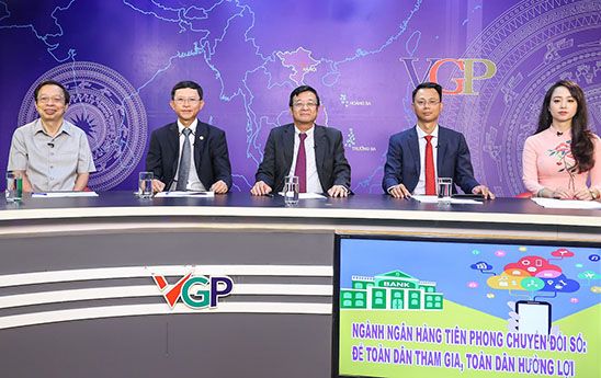 Ngân hàng chuyển đổi số mang nhiều lợi ích cho người dân