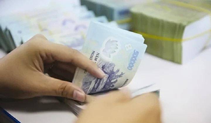 Ngân hàng thương mại đưa ra nhiều chương trình hỗ trợ doanh nghiệp