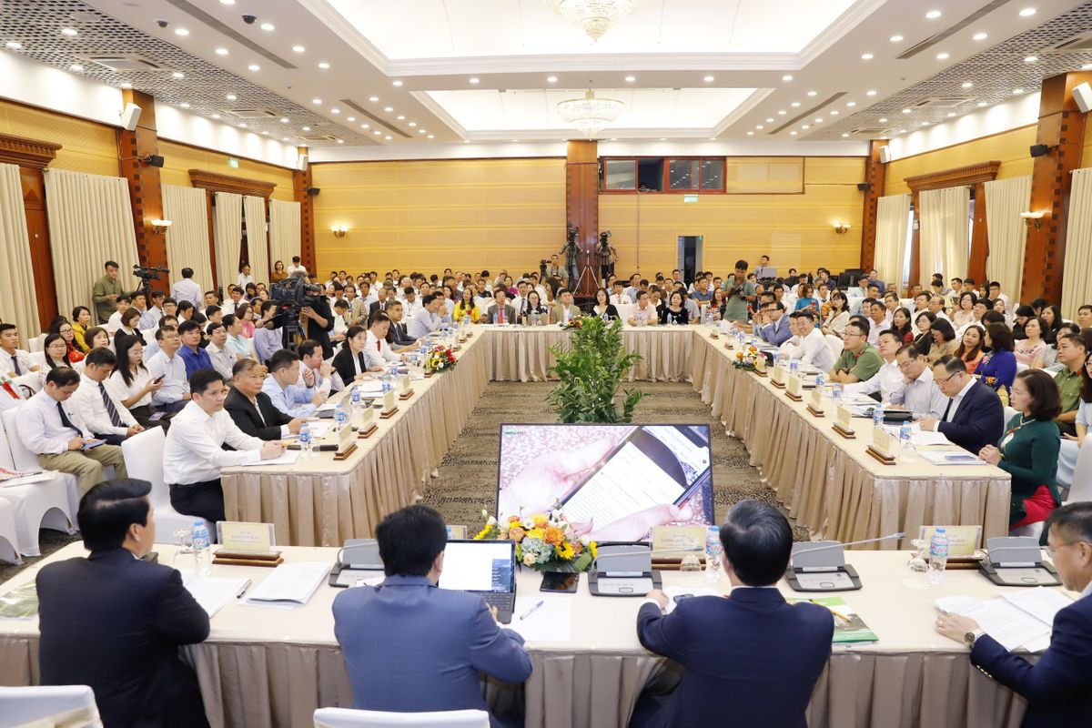 Quang cảnh tọa đàm