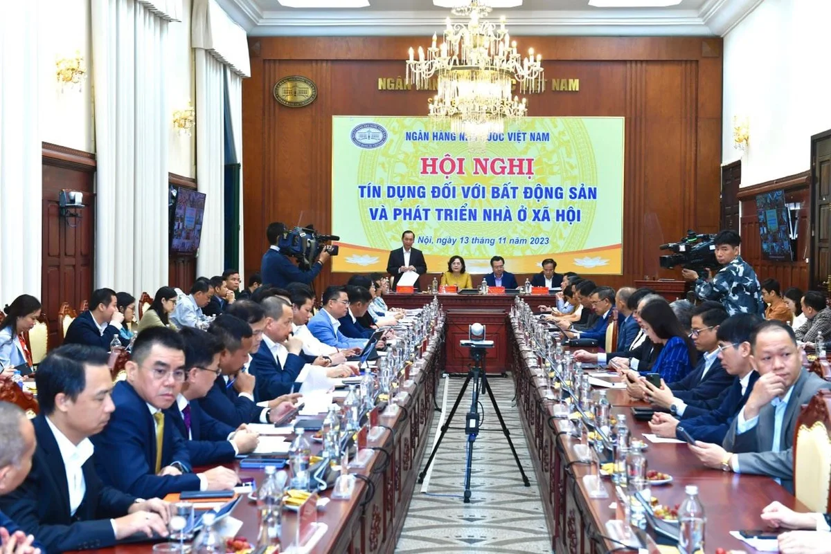 Quang cảnh hội nghị