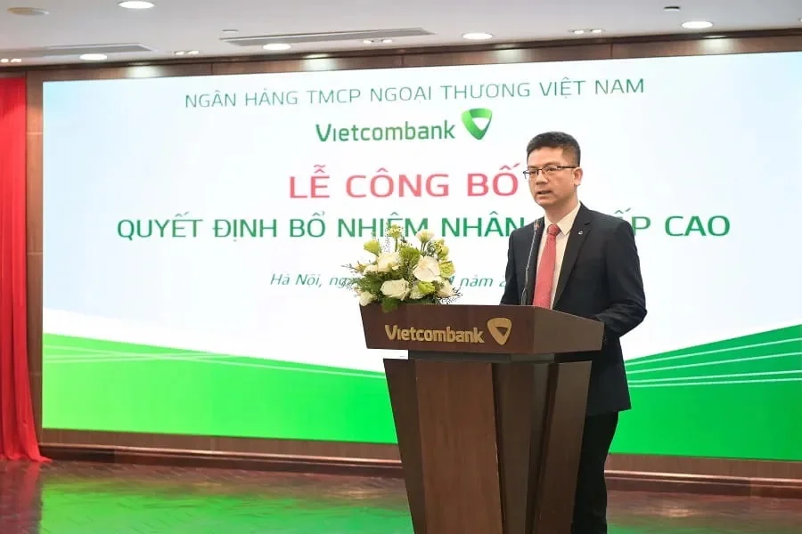 Ong Nam phát biểu