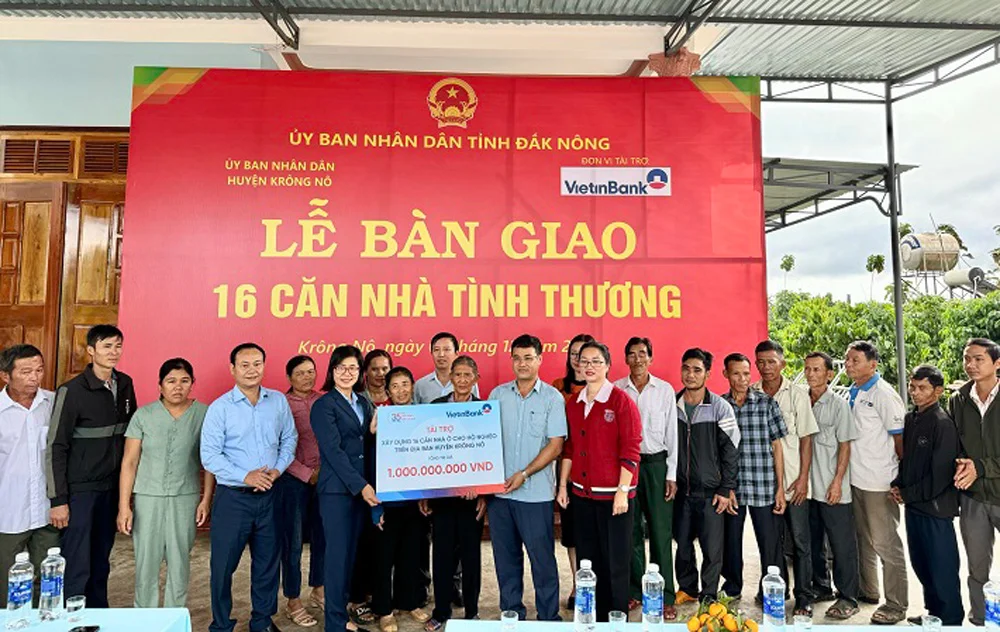 nhà tình thương