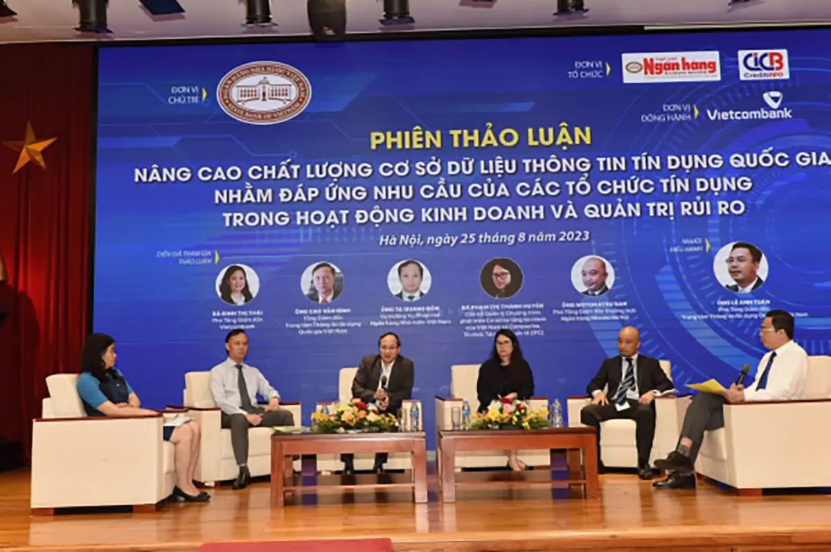 Các đại biểu tham gia phiên thảo luận