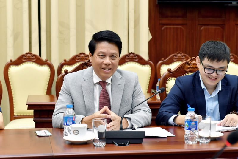 Phó Thống đốc Phạm Tiến Dũng phát biểu tại buổi tiếp