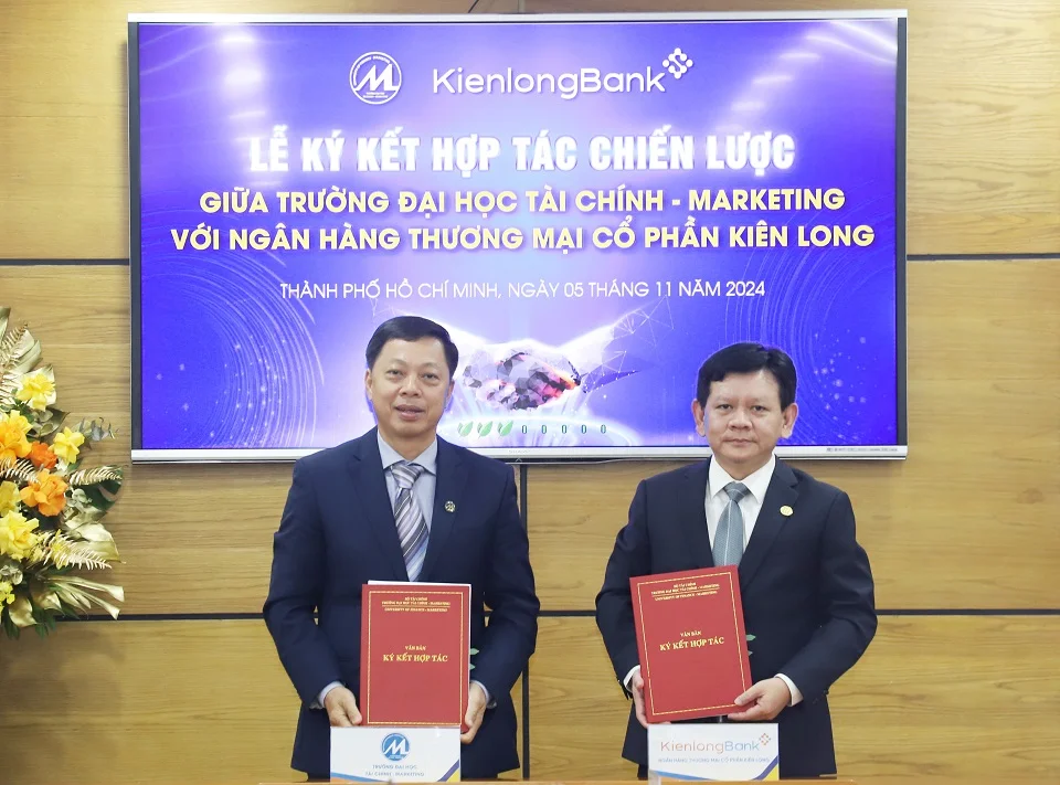 hợp tác