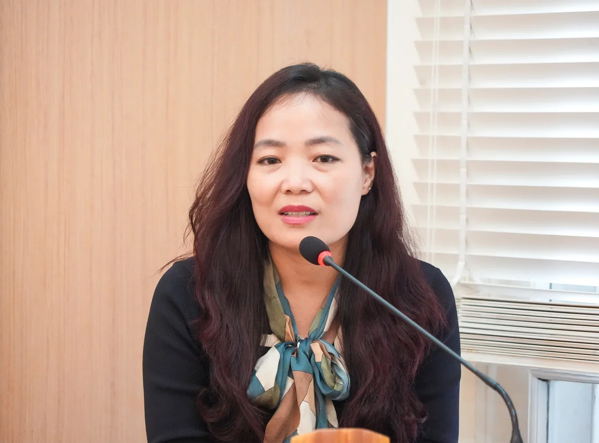 Bà Bùi Thu Oanh, Trưởng Ban Công tác Hội viên phát biểu