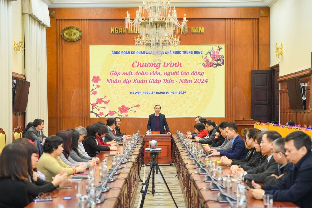 Công đoàn Cơ quan NHNN Trung ương gặp mặt, thăm hỏi đoàn viên mắc bệnh hiểm nghèo