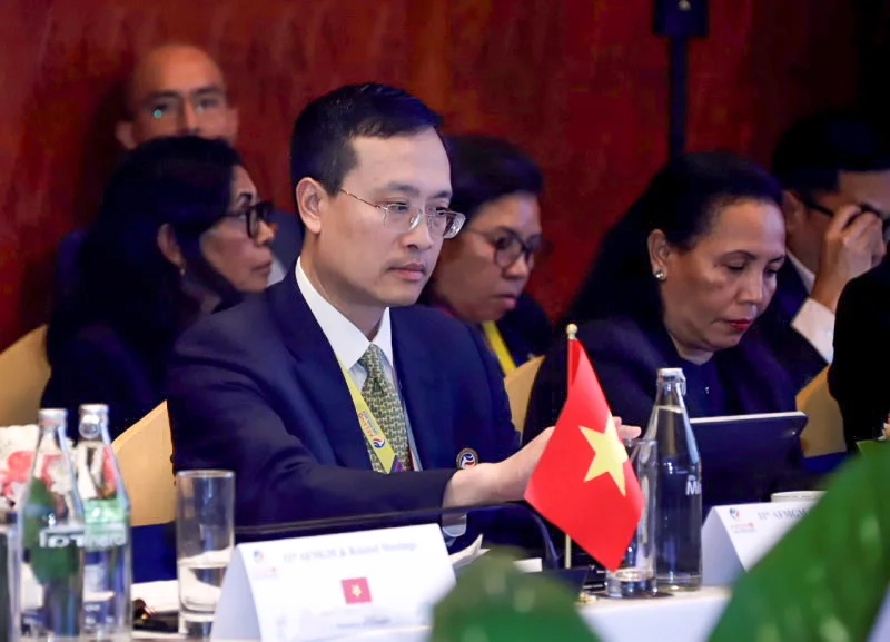 Phó Thống đốc Ngân hàng Nhà nước Việt Nam Phạm Quang Dũng
