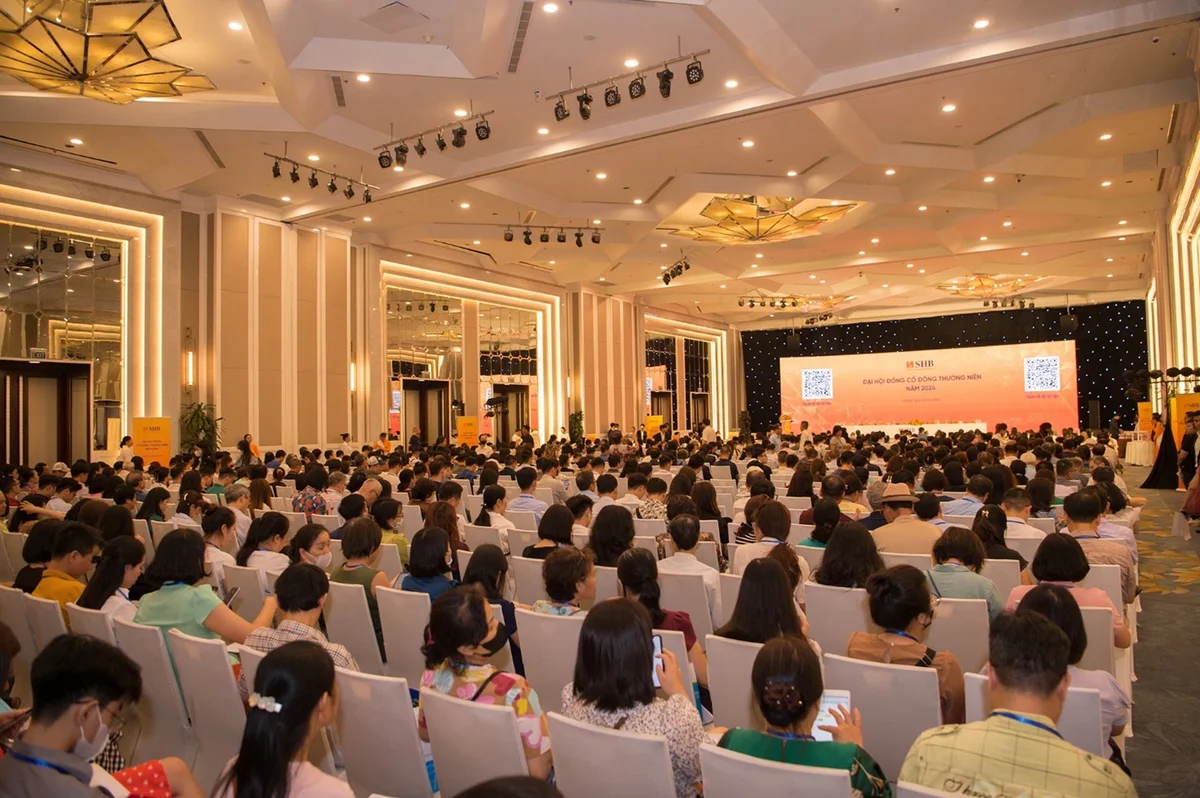 Gần 1.400 người dự họp ĐHCĐ thường niên 2024 của SHB.