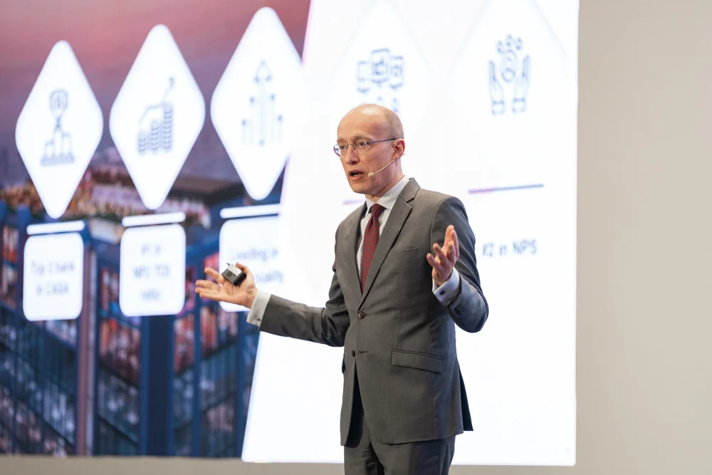 CEO Techcombank: Sẵn sàng chào đón các nhà đầu tư chiến lược
