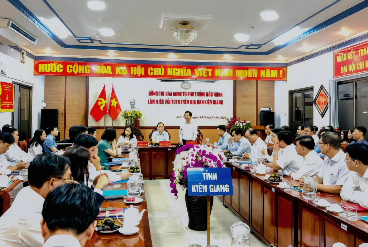 C:\Users\huong.lethu\Desktop\Toàn canh.jpg