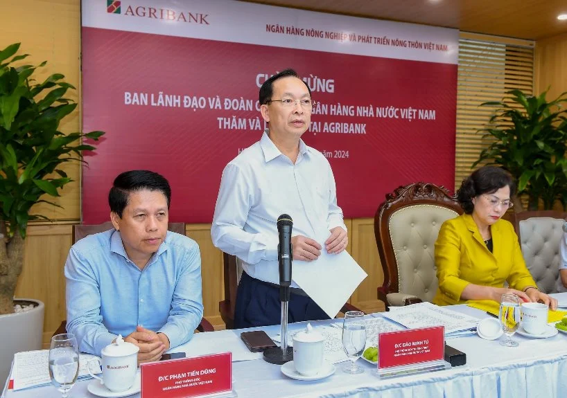 Phó Thống đốc Đào Minh Tú