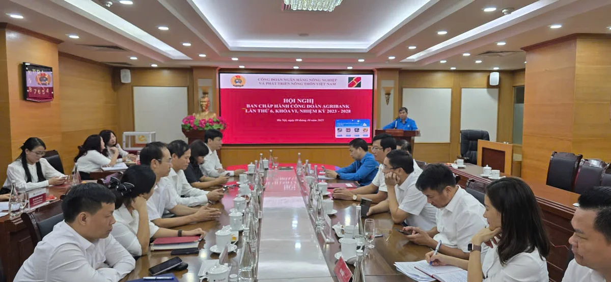 Toàn cảnh Hội nghị Ban Chấp hành lần thứ 6, khóa VI, nhiệm kỳ 2023-2028 của Công đoàn Agribank