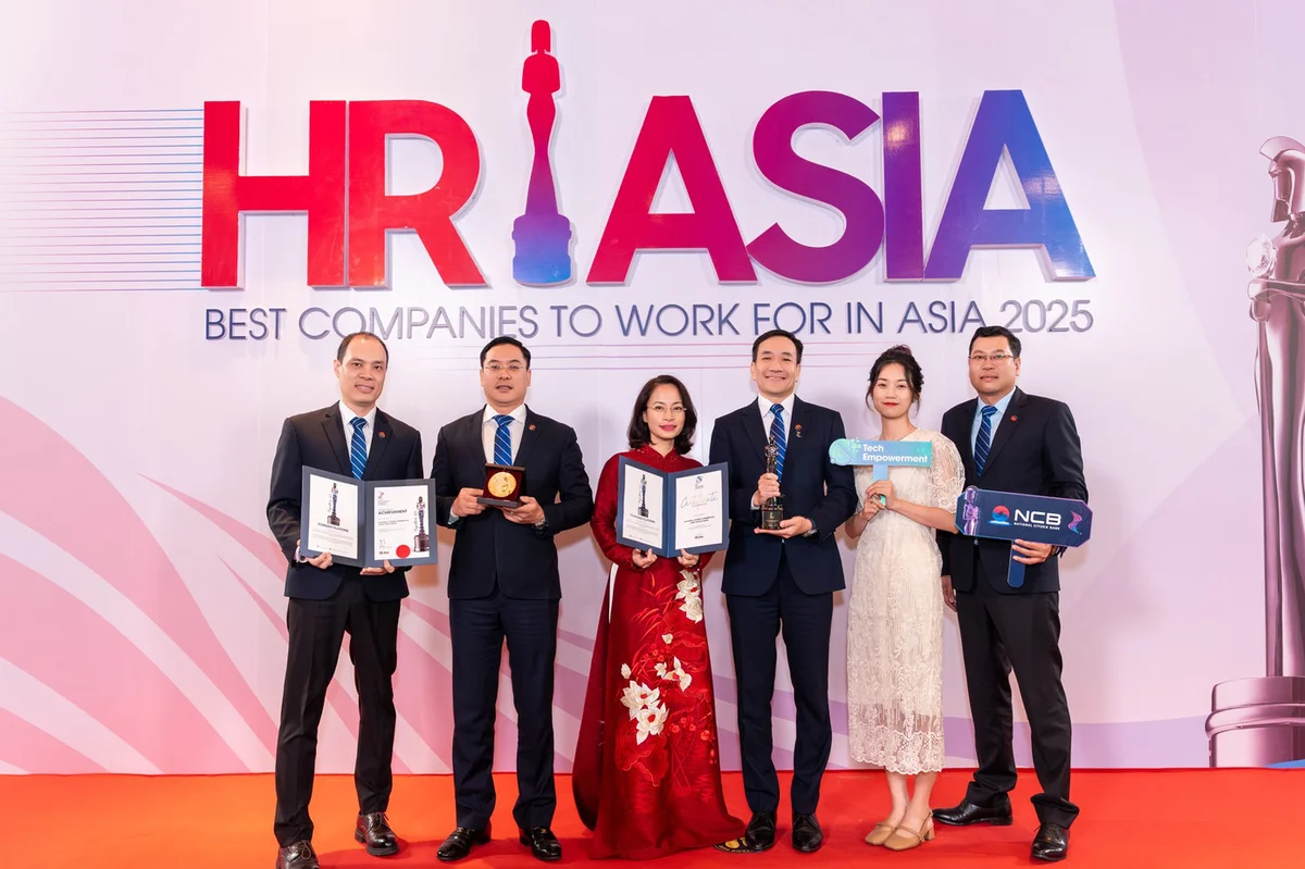 NCB vinh dự nhận cú đúp giải thưởng tại HR Asia Awards 2025