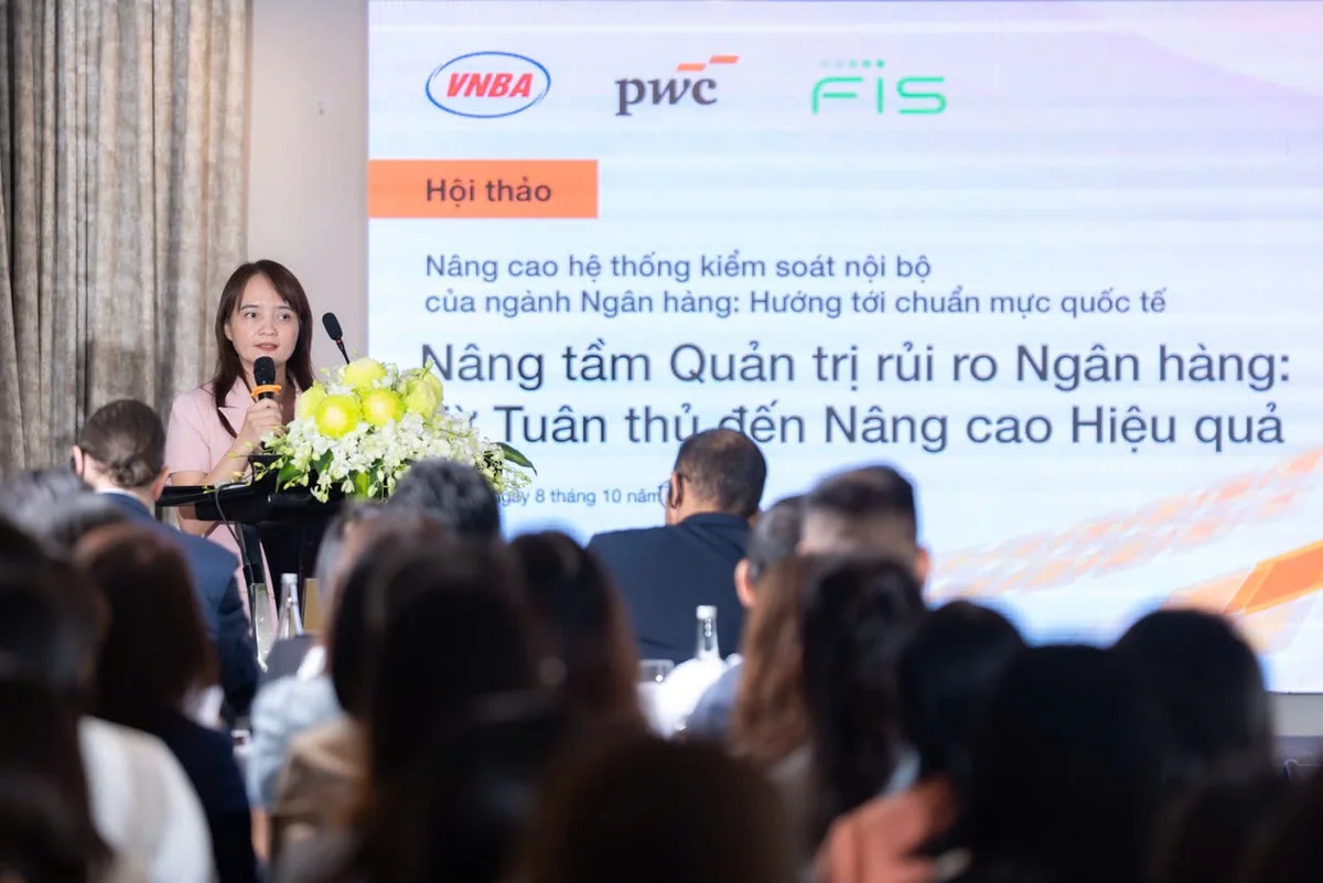 bà Đinh Hồng Hạnh - Phó Tổng Giám đốc PwC Việt Nam
