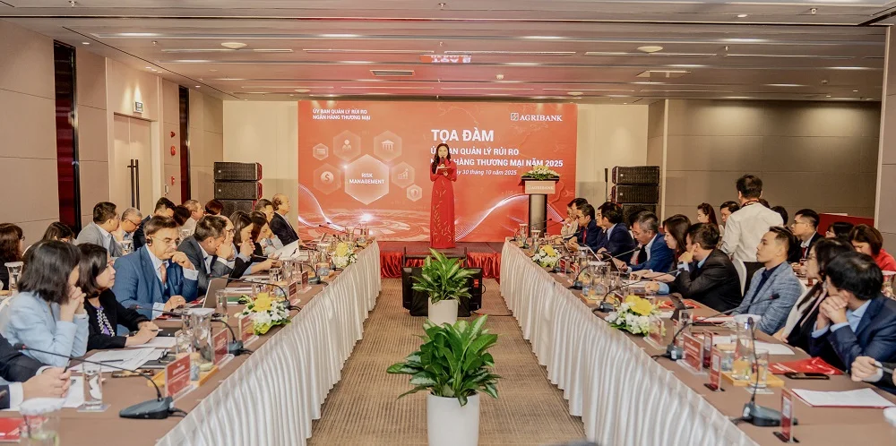 Toàn cảnh hội thảo