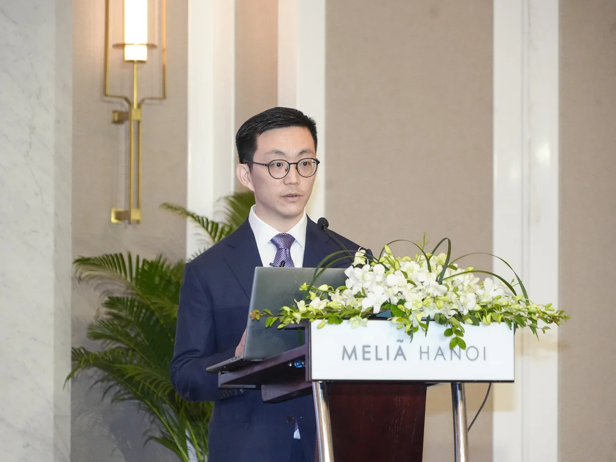 Ông Willie Tanoto, Giám đốc cấp cao Fitch Ratings