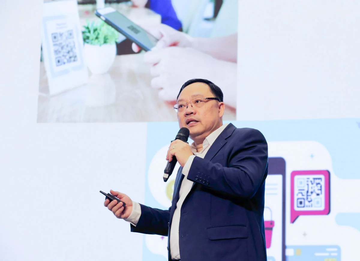 Ông Phạm Anh Tuấn - Vụ trưởng Vụ thanh toán, NHNN trao đổi tại Hội thảo