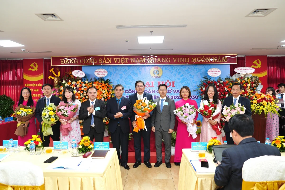 Ban Chấp hành Công đoàn cơ sở VAMC nhiệm kỳ 2025 - 2030 ra mắt Đại hội