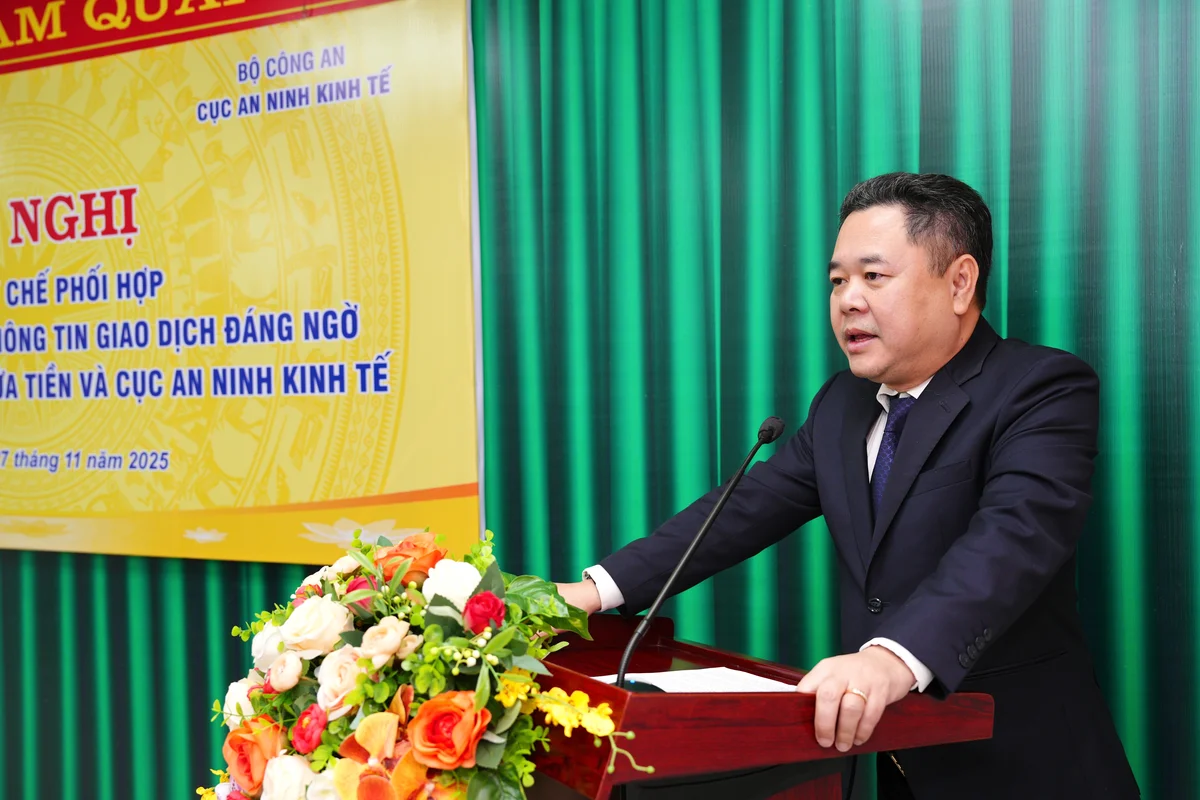 Đồng chí Nguyễn Ngọc Cảnh, Phó Thống đốc NHNN phát biểu tại Hội nghị