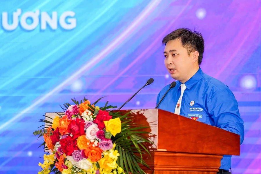 Đồng chí Đào Minh Thắng - Bí thư Đoàn Thanh niên NHTW phát biểu khai mạc Đại hội