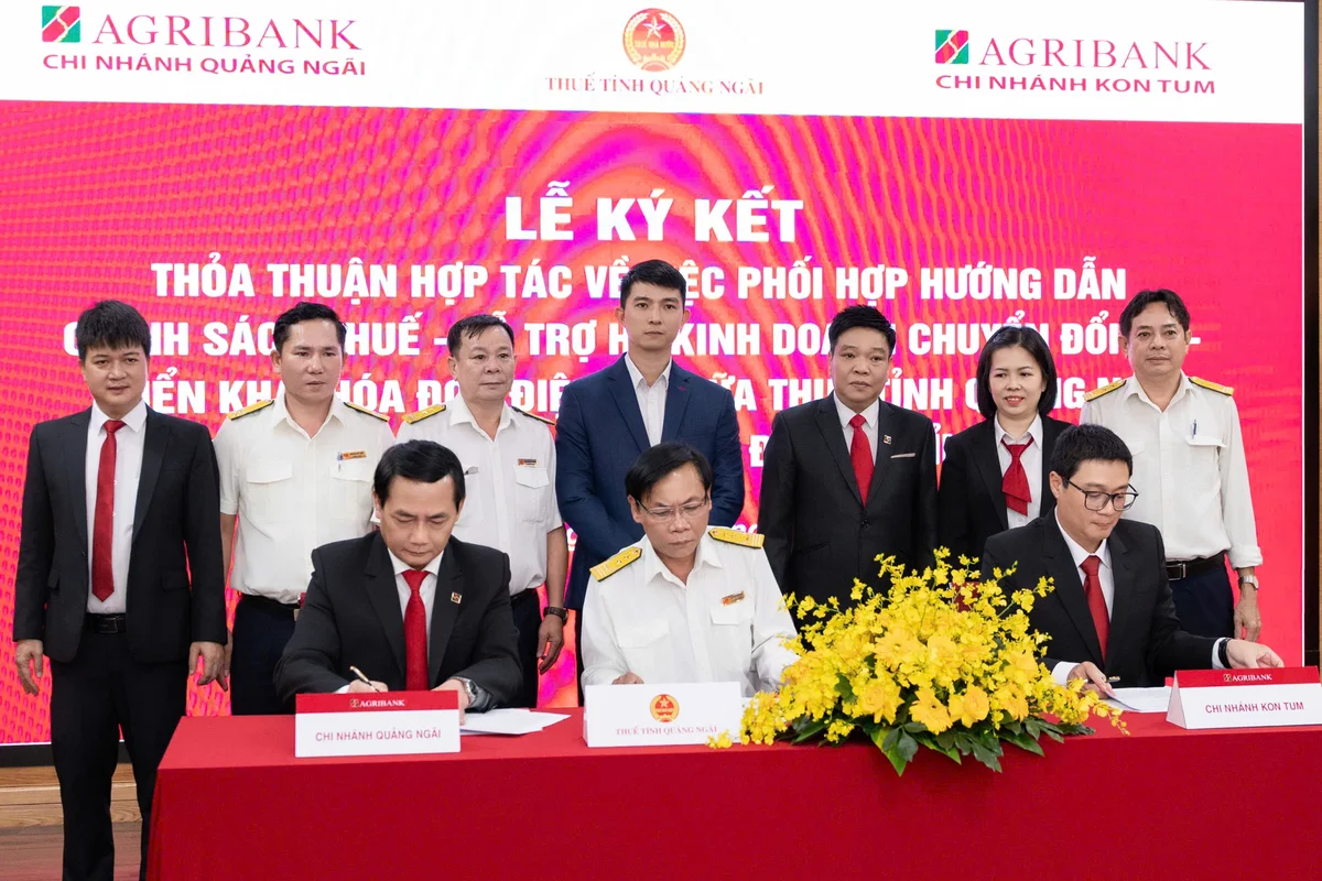 Agribank hợp tác Thuế Quảng Ngãi thúc đẩy chuyển đổi số và hóa đơn điện tử cho hộ kinh doanh