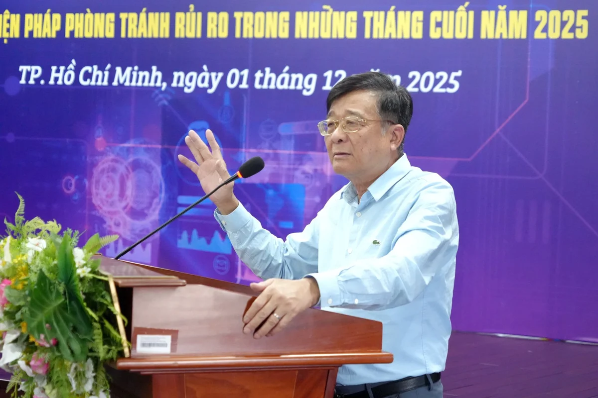 Phó Chủ tịch kiêm Tổng Thư ký Hiệp hội Ngân hàng Việt Nam Nguyễn Quốc Hùng phát biểu khai mạc hội thảo