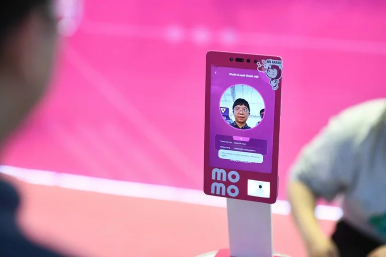 Nhận tiền từ ngân hàng qua tài khoản Momo