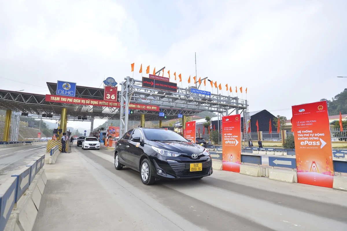 Khách hàng doanh nghiệp của Vietcombank đã có thể liên kết tài khoản ngân hàng với tài khoản giao thông ePass, đáp ứng thời hạn chuyển đổi 31/12/2025