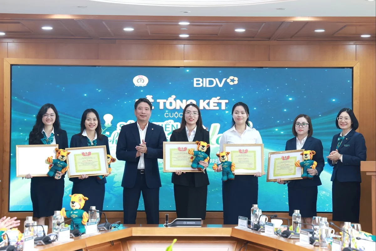 Nhóm tác giả lĩnh vực Tiết kiệm chi phí - Năng lượng - Văn phòng có chất lượng chuyên môn cao