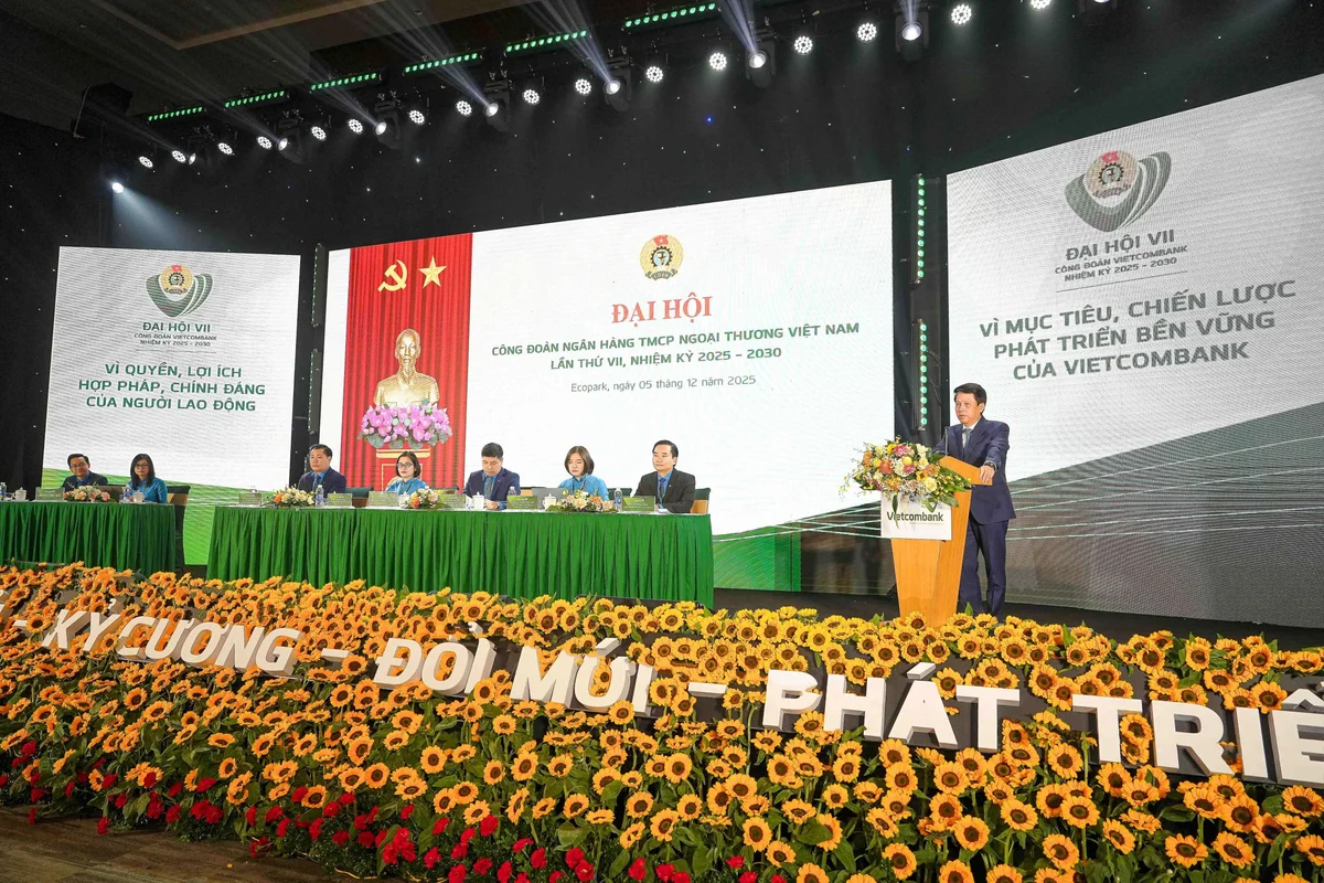 Ông Phạm Tiến Dũng - Phó Thống đốc NHNN Việt Nam phát biểu chỉ đạo tại Đại hội