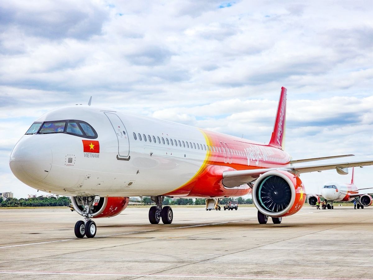 Nghị định 68/2015/NĐ-CP quy định đăng ký các quyền đối với tàu bay.