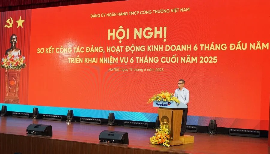 VietinBank hé lộ kết quả kinh doanh 6 tháng 2025: Dư nợ tín dụng mở rộng 10%, lợi nhuận tiếp tục tăng trưởng