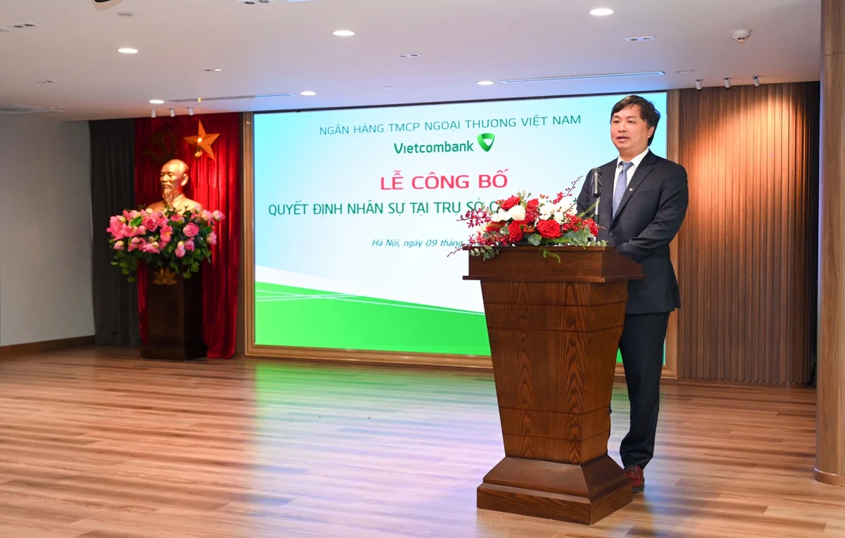 Ông Nguyễn Quang Huy - tân Giám đốc Trung tâm kỹ thuật và khoa học dữ liệu phát biểu nhận nhiệm vụ