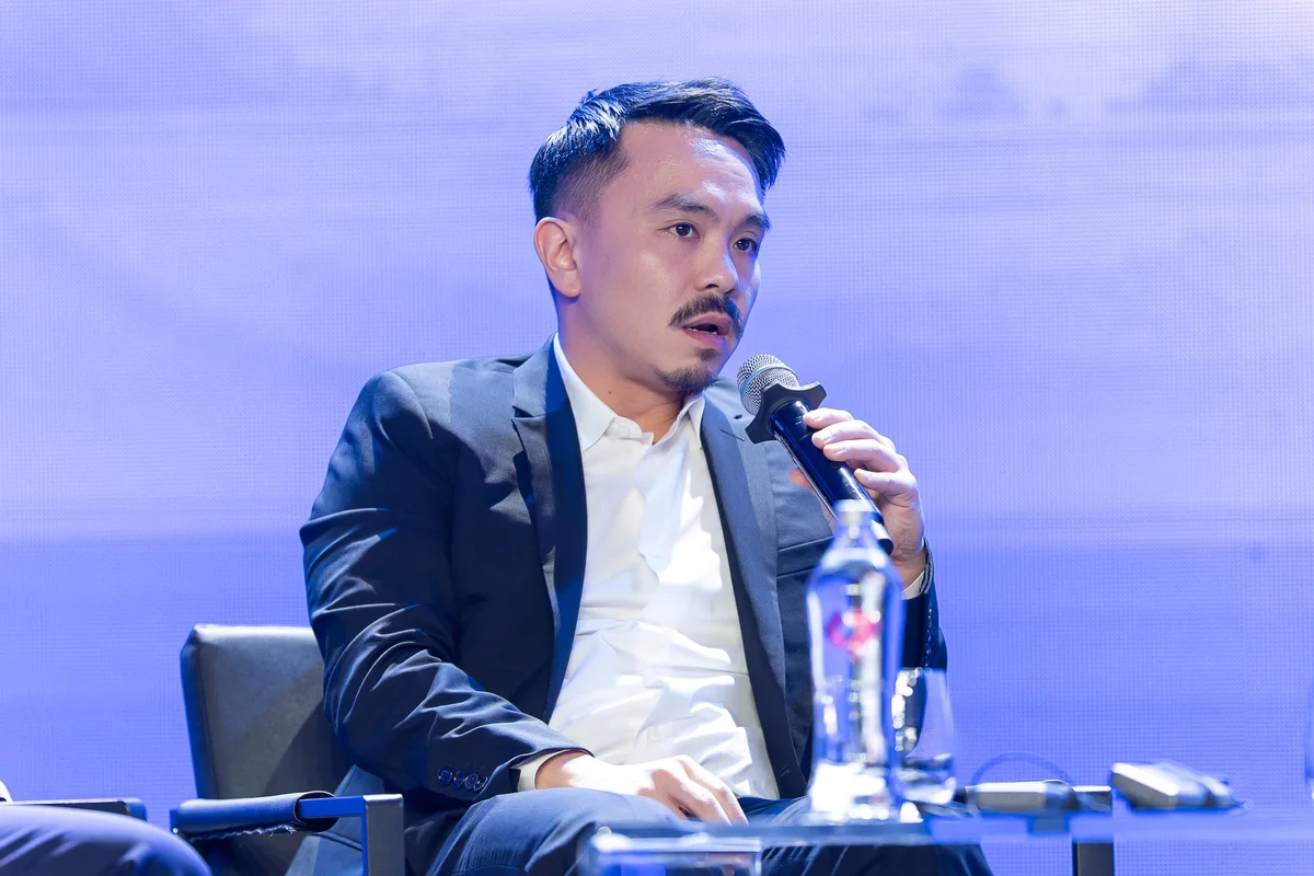 Ông Danny Lê nêu kinh nghiệm chuyển đổi số.