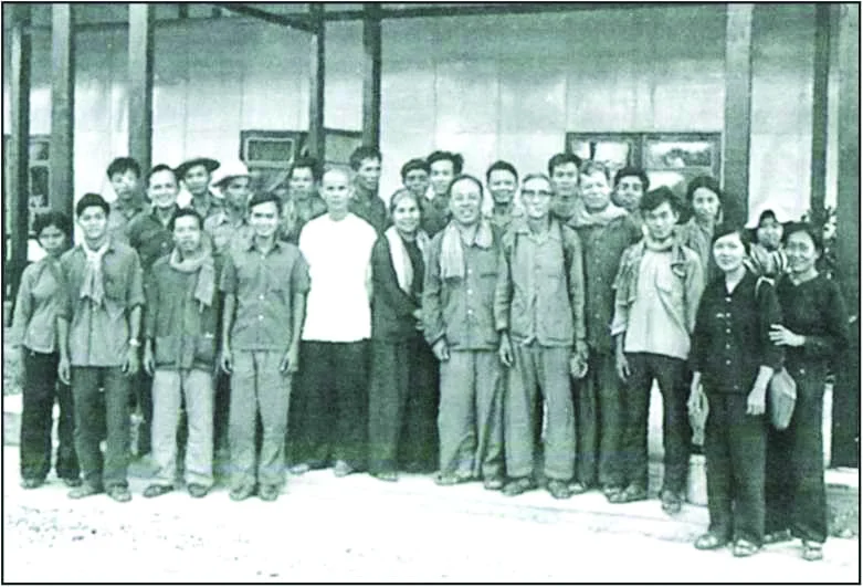 Đoàn cán bộ Vietcombank làm việc với Ban Kinh tài về số liệu của Trung ương chi viện cho B2 (năm 1972)