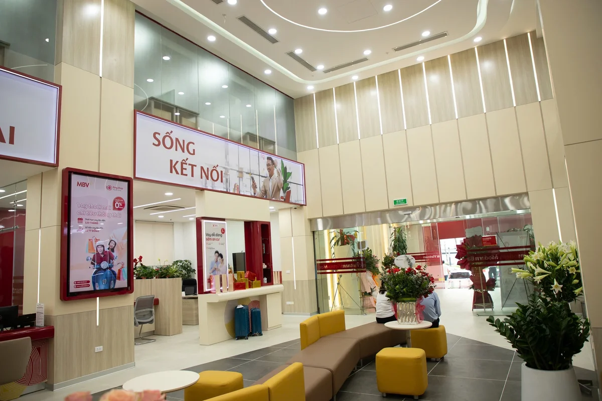 Ngân hàng MBV tái cấu trúc sàn giao dịch để mang lại trải nghiệm liền mạch, nâng cao chất lượng phục vụ khách hàng