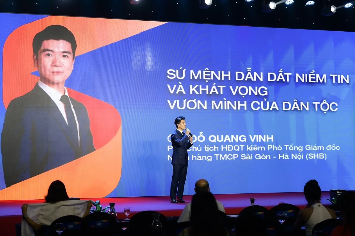 Ông Đỗ Quang Vinh - Phó Chủ tịch HĐQT Ngân hàng SHB tham luận tại Hội nghị. Ảnh: BTC