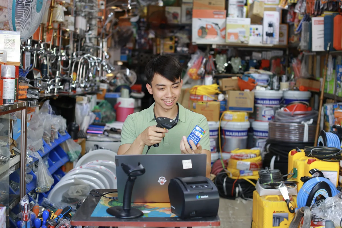 Vietcombank hỗ trợ hộ kinh doanh chuyển đổi số theo Nghị định 70